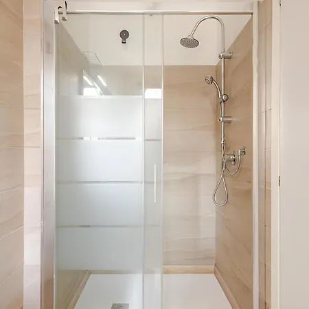 Moderno Monolocale Zona Niguarda アパート